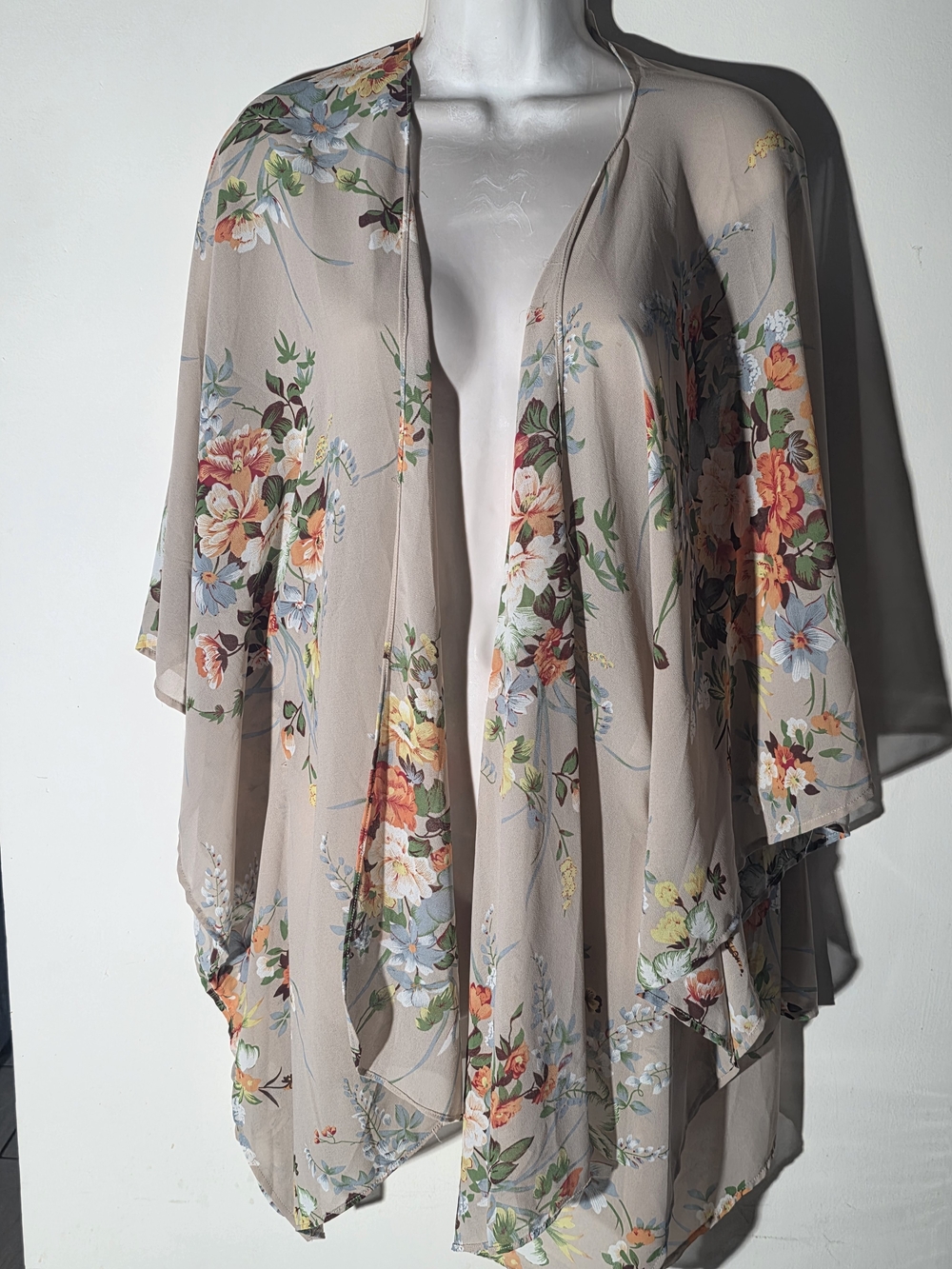 Umgee Taupe Floral Sheer Kimono Cardigan/Cover-Up (Size M/L)
